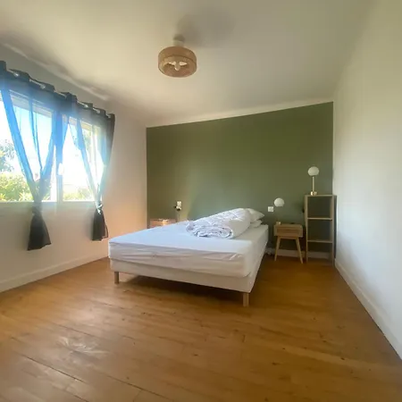 Nyaraló Maison Gerard Philippe *